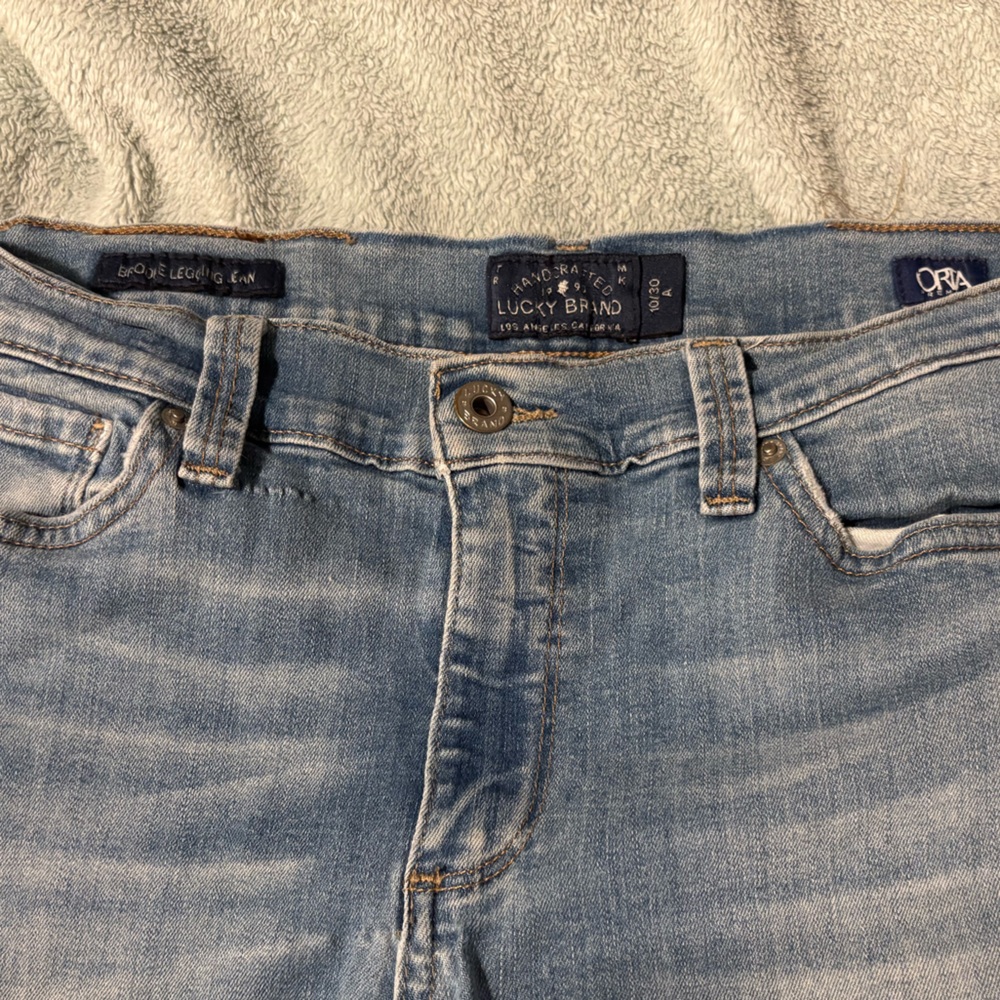 Lucky Brand Women's Faded Blue Boyfriend Jeans